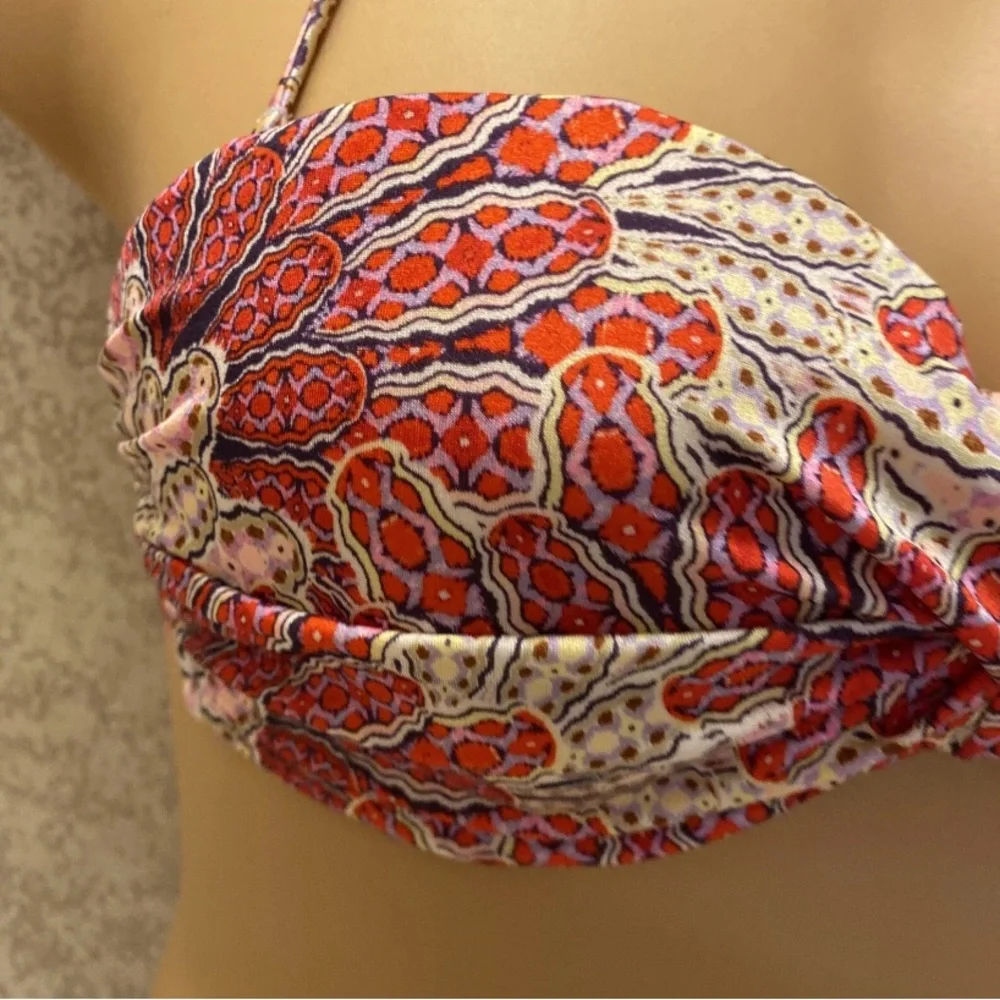 Victoria's Secret Red and White Patterned Bikini